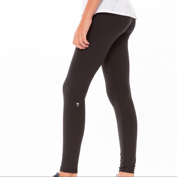 Lululemon Ivivva Rhythmic Tight 